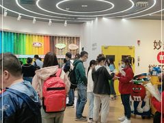 -m豆巧克力世界(上海世茂广场店)