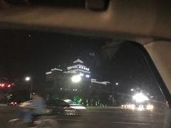 -慈溪白金汉爵大酒店