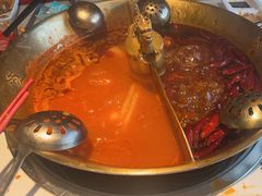 -小龙翻大江文化火锅(宽窄店)