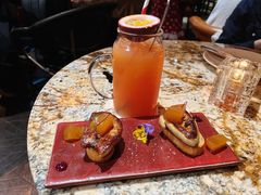 香煎鹅肝配焦糖苹果-BROWNSTONE布朗石西班牙餐厅(富城店)