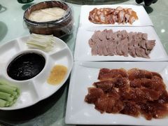 -阿三鱼头泡饼·家常菜