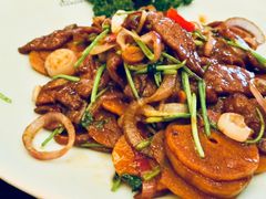 公馆秘蒜爆牛肉-卫鼎轩·家宴(水上公园店)