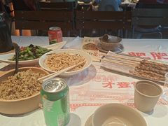 -肥肥虾庄·金牌油焖大虾(杨园滨江时代walk店)