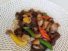 红酒香蘑爆牛小排-香浙汇(望京店)