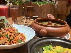 -老滇山寨•云南特色菜•地方菜•民族风情歌舞表演(金碧店)