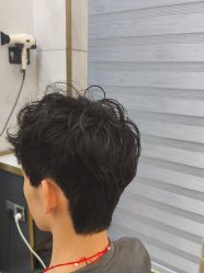 -苏奇发型·烫发染发