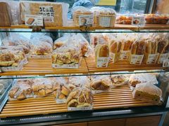 -苹果花园(乳山路店)