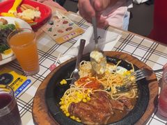 -菲滋意式餐厅(富阳东方茂店)