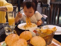 -小主人西餐厅 master table(青年中路店)