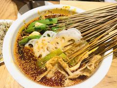 红油味钵钵鸡-嘉州叶婆婆钵钵鸡(建设路店)