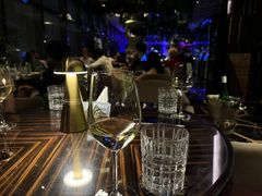 -OZONE 顶楼酒吧(香港丽思卡尔顿酒店)