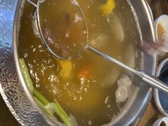 -左庭右院鲜牛肉火锅(金山万达店)