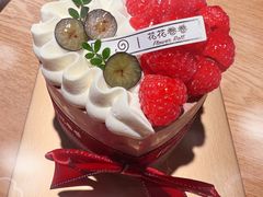 树莓花环6寸-花花卷卷·鲜食蛋糕(泉屋店)