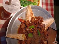 地锅山地鸡-俭朴菜(鲁磨路店)