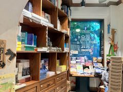 -橡皮书店(翠湖北路店)