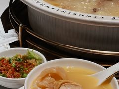 -领鲜天下·焗海鲜·花胶鸡(天目里店)