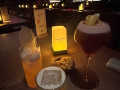 -FOUR PLAY BAR