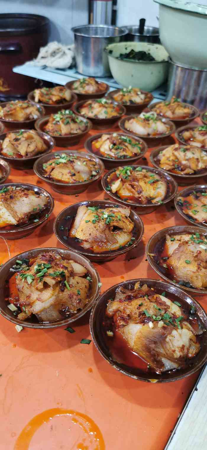 董记山城碗碗香(美专校街店)-"碗碗菜要的就是速度!拼的就是性价比! .