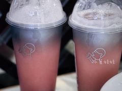 -喜茶(北京华贸购物中心店)