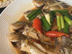 -鑫悦楼煎蟹·16年海鲜大排档