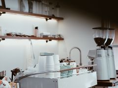 -Line 咖啡(石厦花园店)