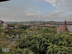 -西双版纳融创皇冠假日度假酒店