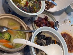 -满江红四季餐厅 · 国家五钻级酒家(新纪元大酒店店)