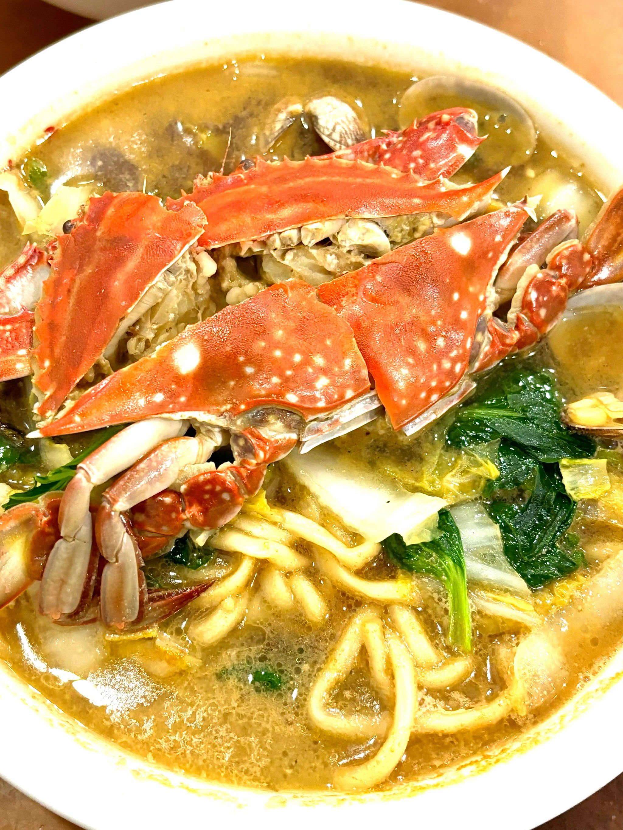 浓浓一碗海鲜面,尽享高端海鲜餐