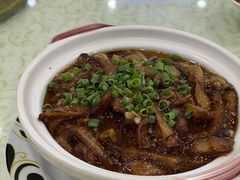 咸鱼茄子煲-鹏城人家海鲜酒家·23年老字号(较场尾店)