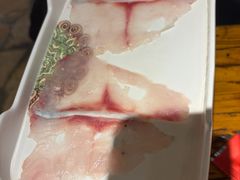 -老牌坊云南鱼豆花火锅(爱建店)