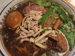 -镇南锅盖面馆(解放路店)