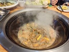 -锅老头海鲜铁锅炖