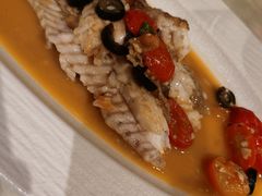 -AZUR聚(香格里拉饭店)