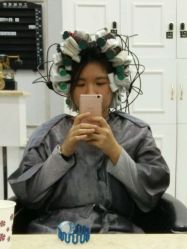 -DL HAIR SALON