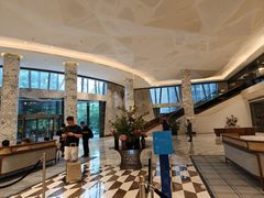 -上海虹桥祥源希尔顿酒店