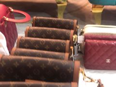 -沐渔二手奢侈品黄金手表包包回收·中古店(广州塔店)