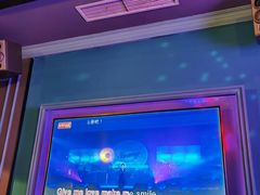 -好乐迪(张扬路八佰伴店)