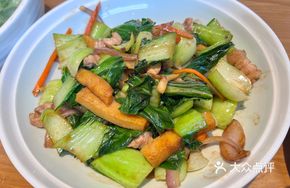 Hakka Pan-Fried Yellow Rice Cake