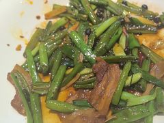 -渝半城经典川粤菜(重庆天地店)