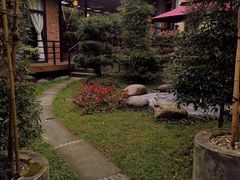 -雅安楠水阁温泉酒店