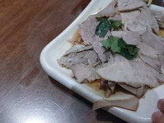 -亮亮面馆(经六路店)