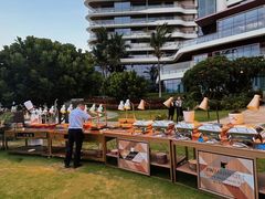 -JW万豪厨房餐厅·滨海草坪烧烤·海鲜·海景(三亚绿发山海天JW万豪酒店)