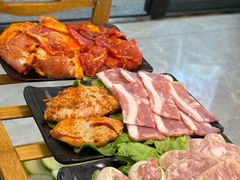 -随意石板烧(大理古城店)