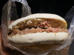 肉夹馍-清真盛志望麻酱酿皮·非遗老字号
