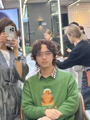 -藤野造型烫发染发