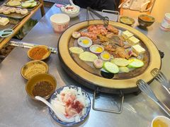 -阿昌白族石板烧·菌锅(大理古城店)