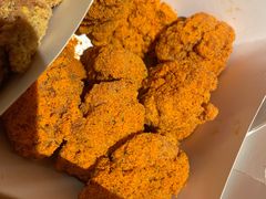 -BHC炸鸡(明洞总店)