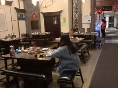 大堂-仁虎老火锅(黄泥磅店)