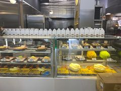 面包甜点陈列柜-猫王榴莲世家(三里屯SOHO商场店)