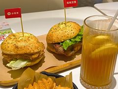 -必胜客(华南摩尔店)